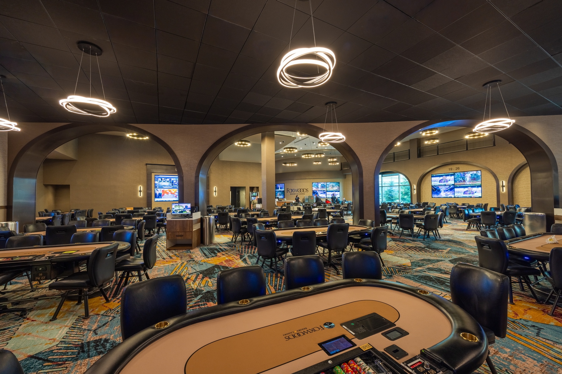 Wide view of the poker room at Fox Tower